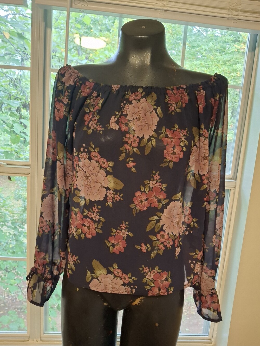 Aeropostale Navy Floral Off-Shoulder Boho Blouse Sheer Women's Size Medium
